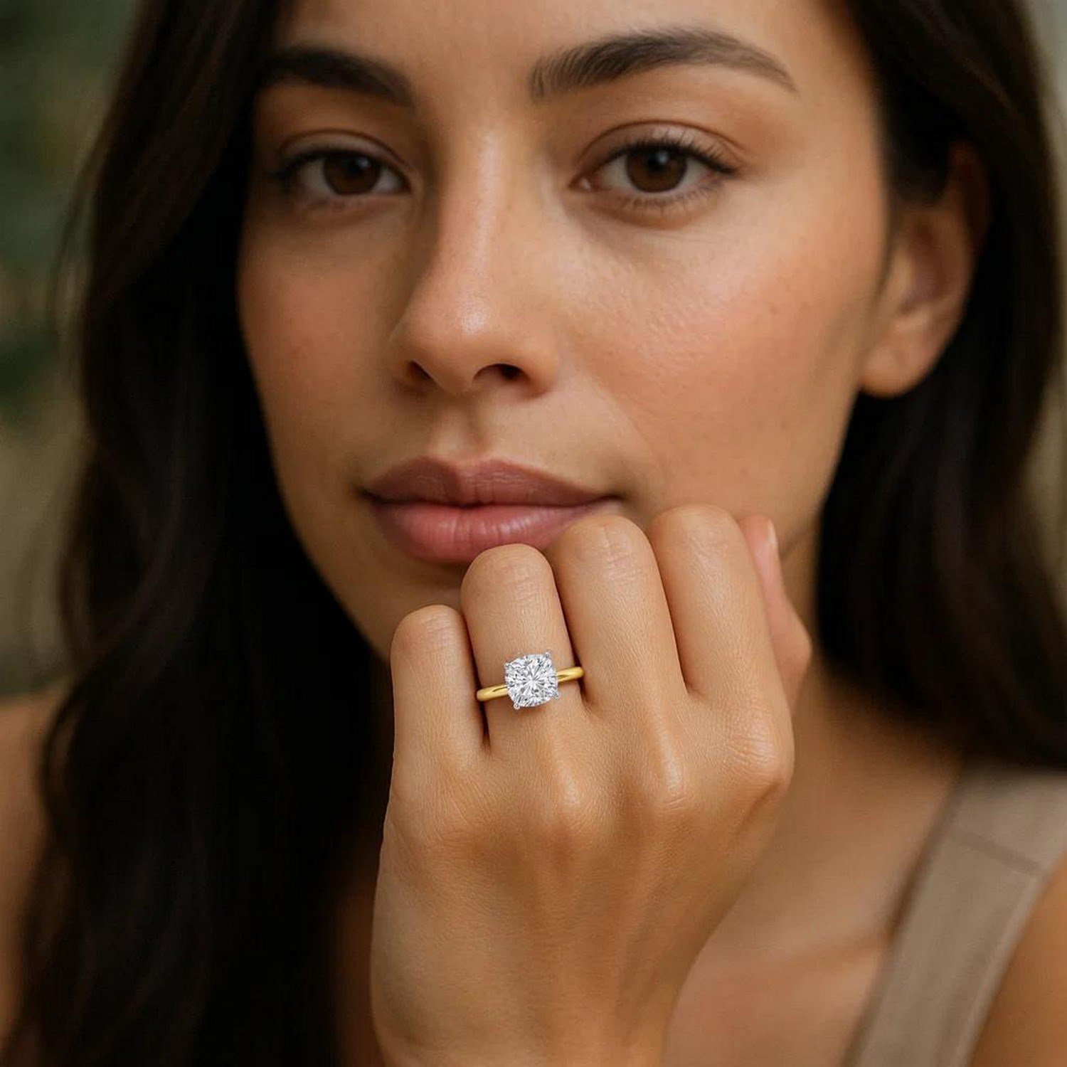1.50Ct Cushion Lab Grown IGI G/VS1 Diamond Ring in 10K Yellow Gold - Image 5